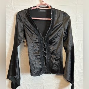 Bell sleeve Long Sleeve by BLACKLIST